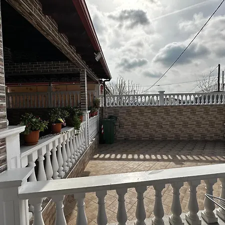 Gano Villa